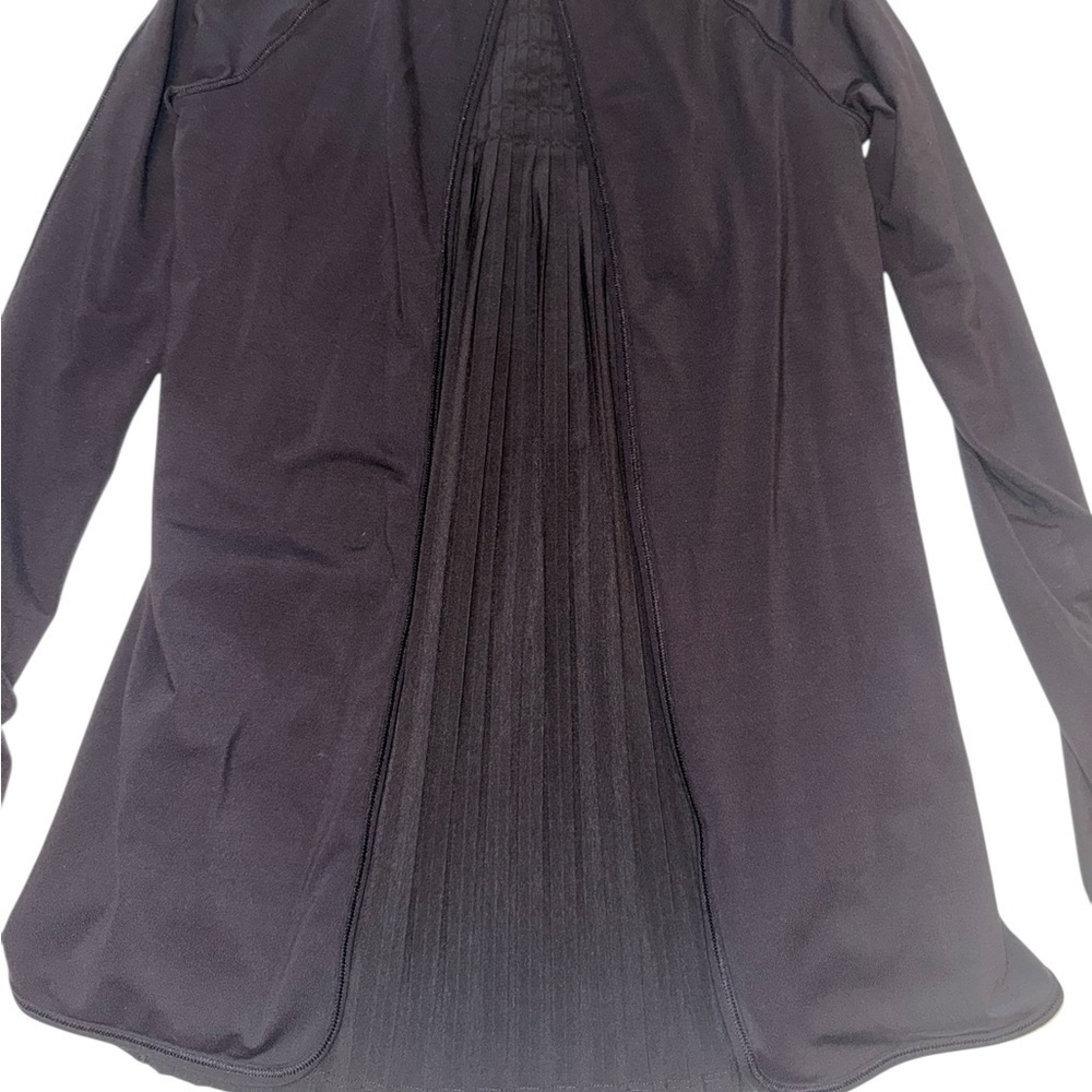 Lululemon Making Moves Long Sleeve
Black Fits Like 6 - Picture 9 of 9